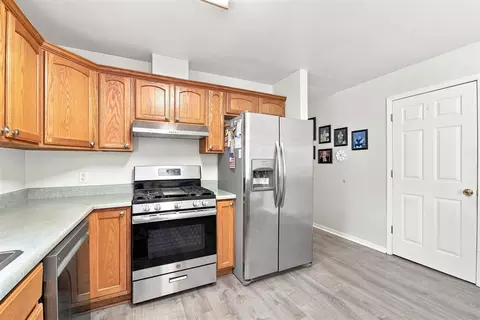 Kitchen - 2020 Lakeview, Alanson, MI 49706 photo 5 of 8