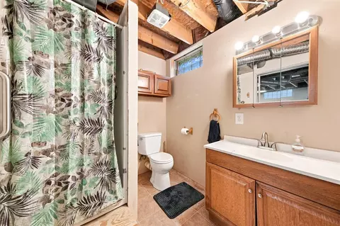 Bath - 2020 Lakeview, Alanson, MI 49706 photo 5 of 5