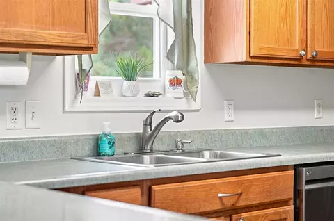 Kitchen - 2020 Lakeview, Alanson, MI 49706 photo 6 of 8