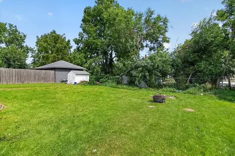 Exterior - 813 Backus, Jackson, MI 49202 photo 9 of 10