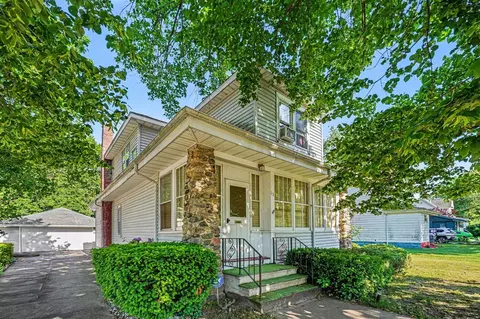 15 Church, Hartford, MI 49057