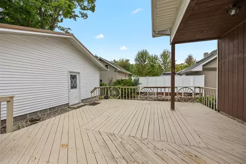 Exterior - 122 Elm, Carson City, MI 48811 photo 1 of 2