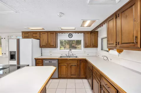 Kitchen - 122 Elm, Carson City, MI 48811 photo 1 of 3
