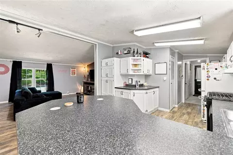 Kitchen - 7460 Pine Rdg, Belding, MI 48809 photo 2 of 4