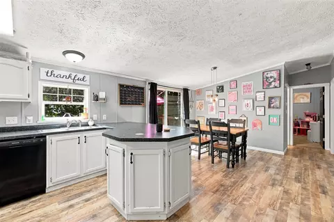 Kitchen - 7460 Pine Rdg, Belding, MI 48809 photo 1 of 4