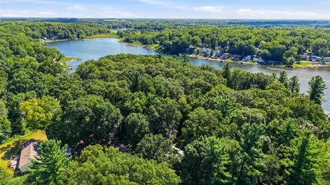 View/Area - 7460 Pine Rdg, Belding, MI 48809 photo 4 of 8