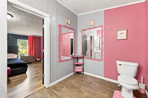 Entry Way - 7460 Pine Rdg, Belding, MI 48809 photo 1 of 1