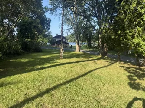 Vacantland Sleepy Hollow, Battle Creek, MI 49017