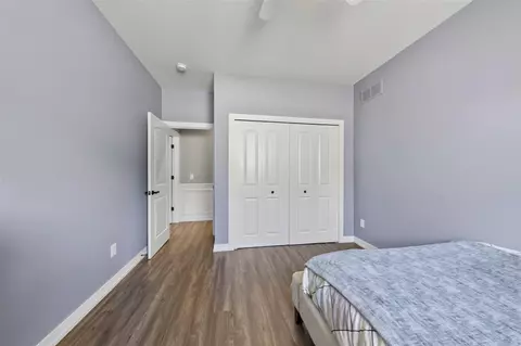 Bedroom - 23110 Merlene, Macomb, MI 48042 photo 5 of 8