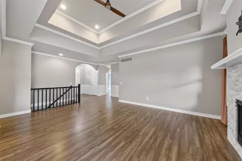 Living - 23110 Merlene, Macomb, MI 48042 photo 2 of 7