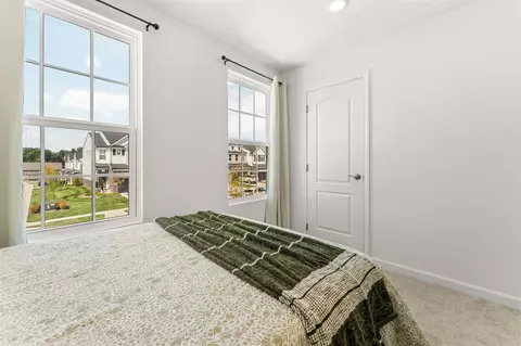 Bedroom - 5543 E Spaniel, Ann Arbor, MI 48108 photo 6 of 7