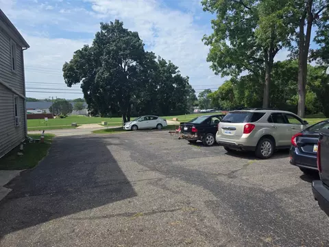 724 N N Riv, Ypsilanti, MI 48198