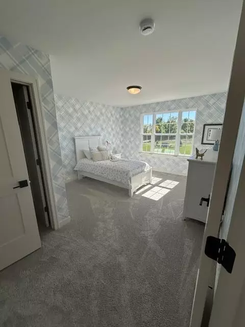 Bedroom - 11730 Hillside, Dexter, MI 48130 photo 2 of 6