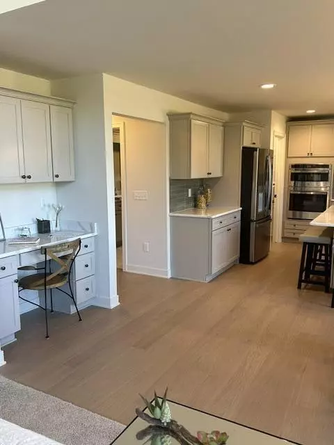 Kitchen - 11730 Hillside, Dexter, MI 48130 photo 3 of 4