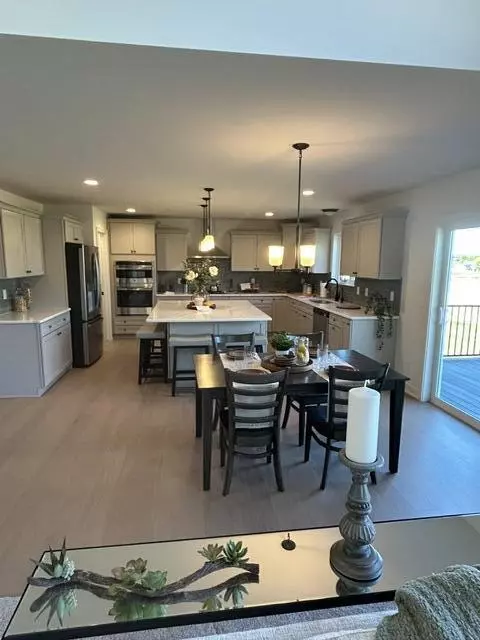 Kitchen - 11730 Hillside, Dexter, MI 48130 photo 4 of 4