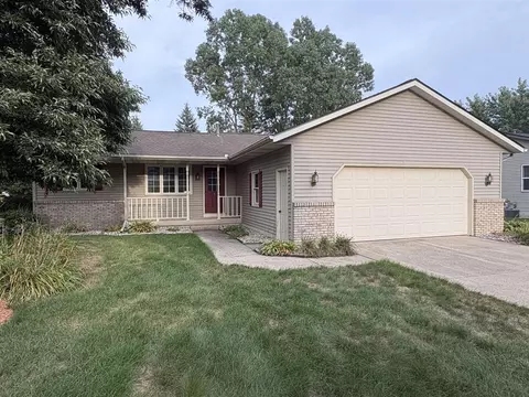 7446 Woodside, Hudsonville, MI 49426