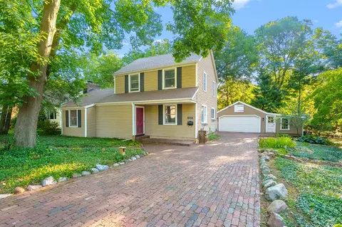 604 Jenks, Kalamazoo, MI 49006