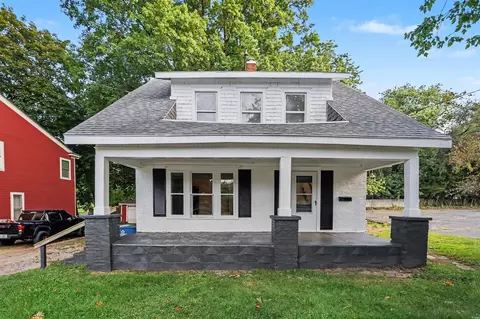 261 Emmett, Battle Creek, MI 49017