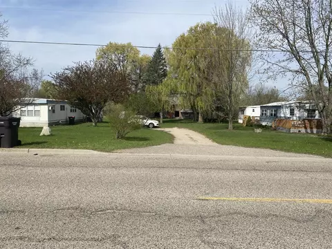 13915 W Cedar, Cedar Springs, MI 49319