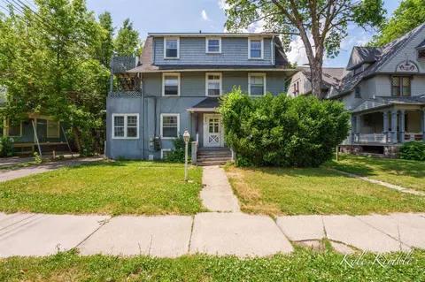 908 S S Park, Kalamazoo, MI 49001