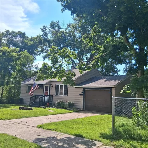 746 Hiways, South Haven, MI 49090