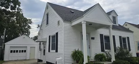 1349 W W Smt, Muskegon, MI 49441