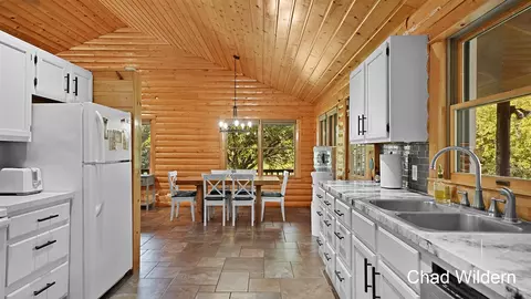 Kitchen - 7200 Knapp, Ada, MI 49301 photo 4 of 4