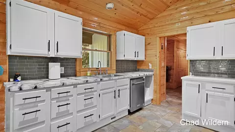 Kitchen - 7200 Knapp, Ada, MI 49301 photo 2 of 4