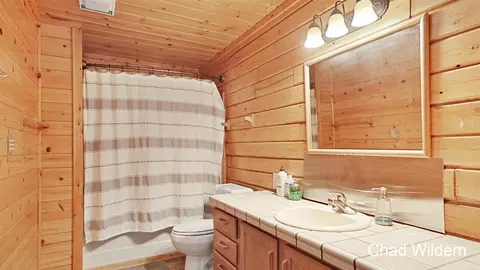 Bath - 7200 Knapp, Ada, MI 49301 photo 1 of 4