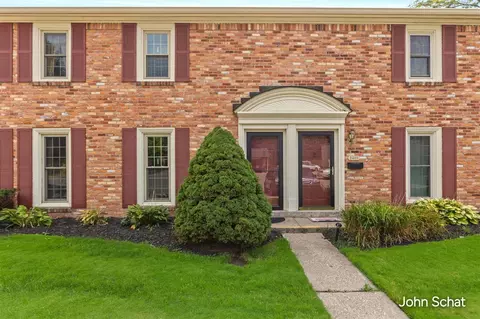 2471 Abbington, Grand Rapids, MI 49506