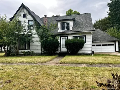 522 Walnut, Three Rivers, MI 49093 photo 3