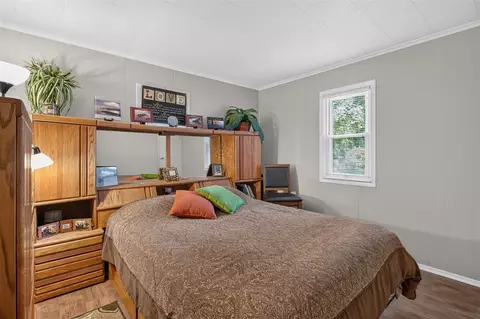 Bedroom - 3533 E Gordon, Spring Arbor, MI 49283 photo 3 of 7