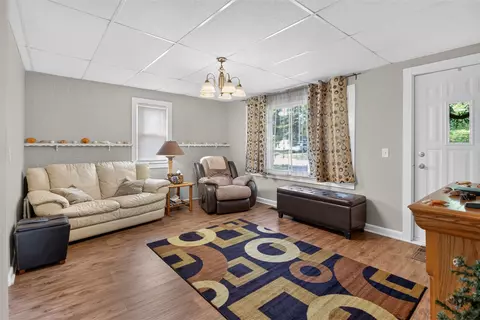 Living - 3533 E Gordon, Spring Arbor, MI 49283 photo 1 of 3