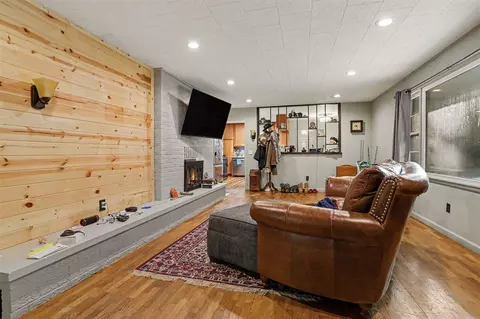 Living - 15132 E Augusta, Augusta, MI 49012 photo 2 of 4