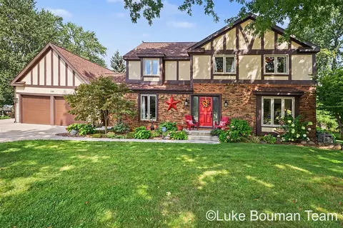 1046 Alden, Holland, MI 49423