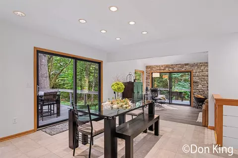 Dining - 9020 Bailey, Ada, MI 49301 photo 2 of 2
