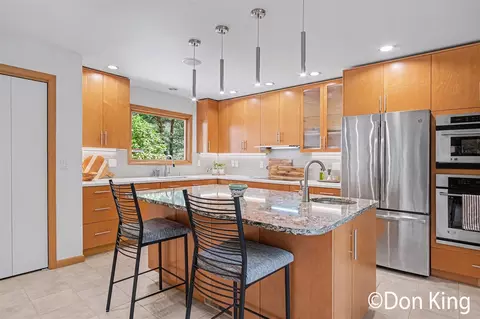 Kitchen - 9020 Bailey, Ada, MI 49301 photo 1 of 2
