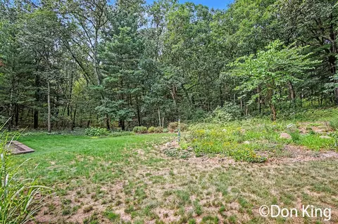 Exterior - 9020 Bailey, Ada, MI 49301 photo 10 of 17