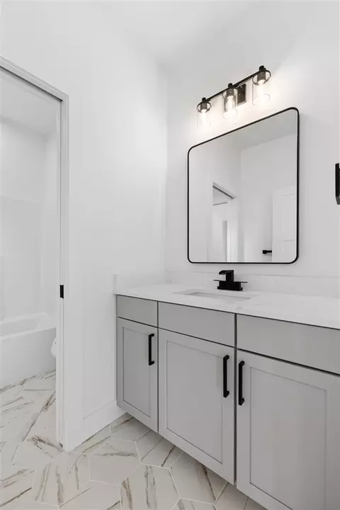 Bath - 7997 Bergin, Howell, MI 48843 photo 8 of 8