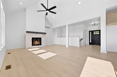 Living - 7997 Bergin, Howell, MI 48843 photo 2 of 4