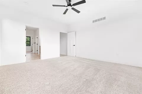 Bedroom - 7997 Bergin, Howell, MI 48843 photo 3 of 7