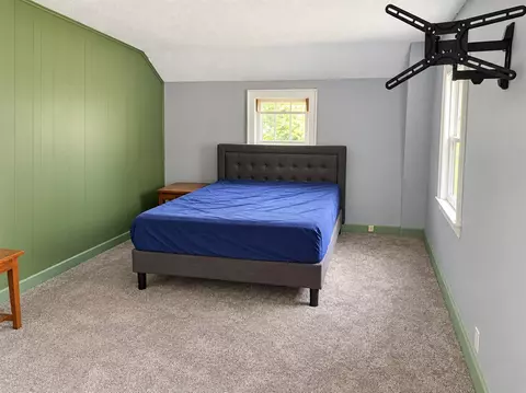 Bedroom - 3039 Overhill, Jackson, MI 49203 photo 1 of 9