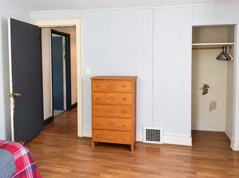 Bedroom - 3039 Overhill, Jackson, MI 49203 photo 7 of 9