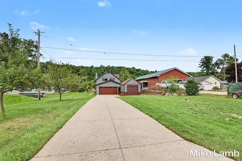 Exterior - 6159 E Dave, Newaygo, MI 49337 photo 4 of 12
