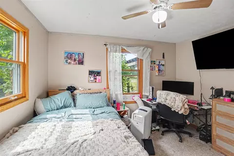 Bedroom - 10457 S Gordon, Grant, MI 49327 photo 4 of 5