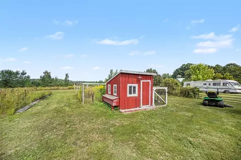 Exterior - 10457 S Gordon, Grant, MI 49327 photo 6 of 7