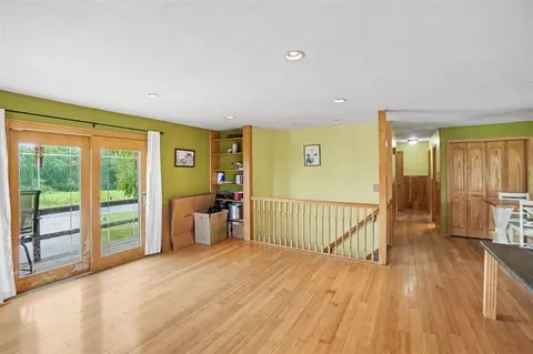 Living - 10457 S Gordon, Grant, MI 49327 photo 3 of 6