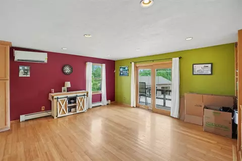 Living - 10457 S Gordon, Grant, MI 49327 photo 4 of 6