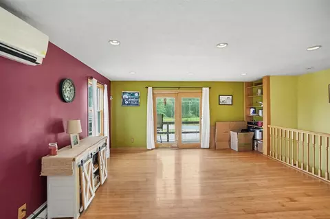 Living - 10457 S Gordon, Grant, MI 49327 photo 2 of 6