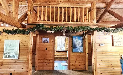 Entry Way - 9557 E Anthony, Branch, MI 49402 photo 1 of 2